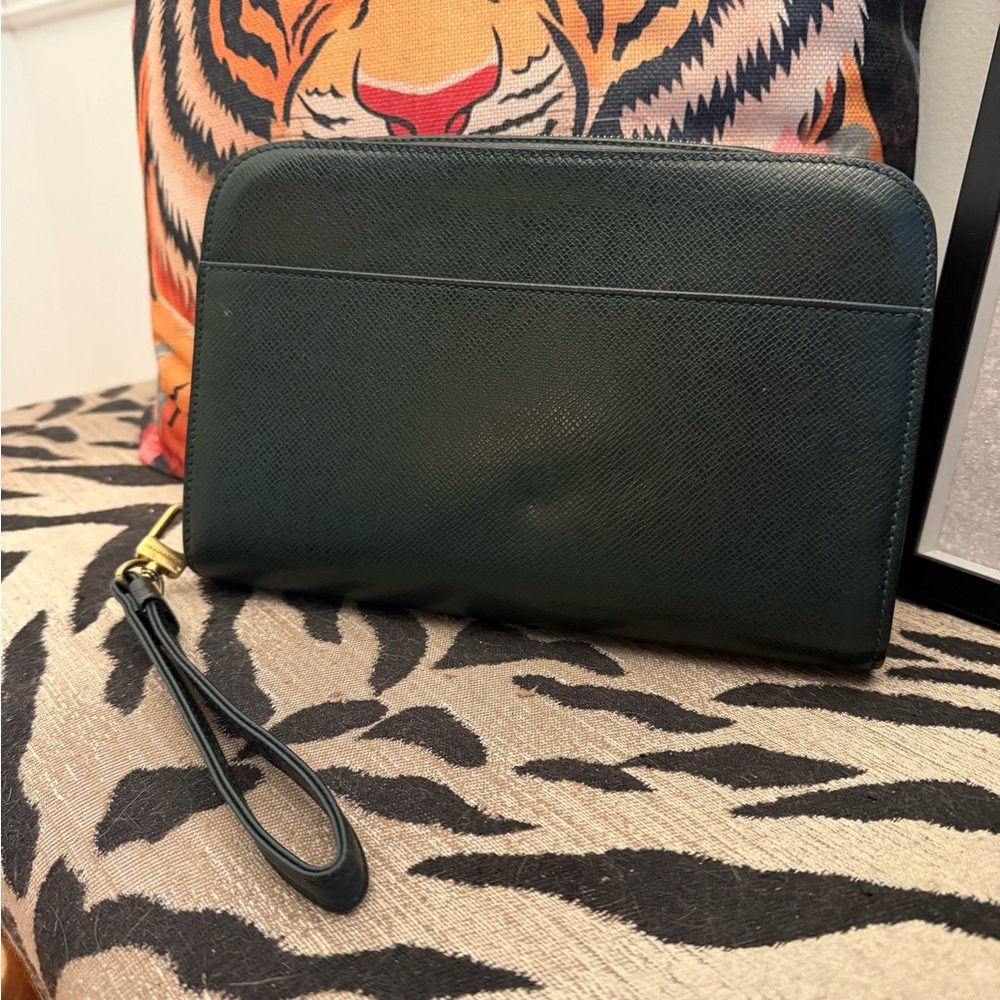 Louis Vuitton LV Jade Dark Green Taiga Leather Wrislet